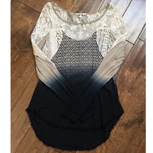 BKE Gimmicks Long Sleeve Top- Small